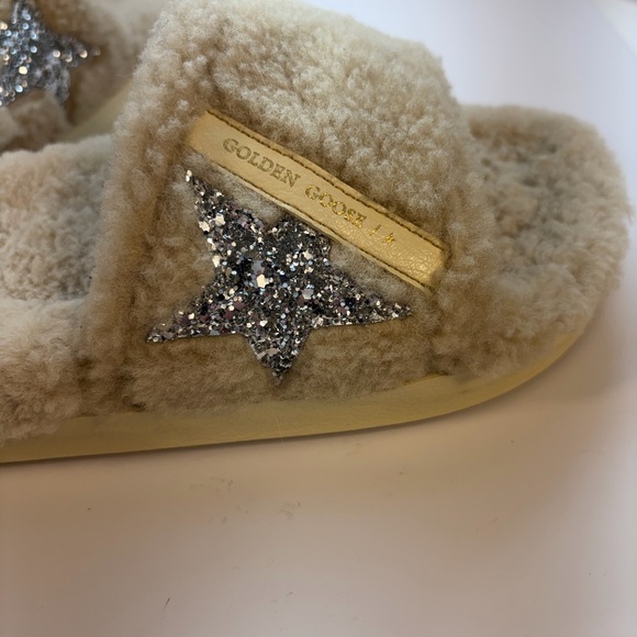 Golden Goose Cream Fuzzy Slides with Glitter Star - Picture 8 of 9